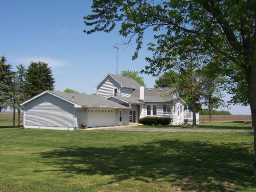 14199 N 2900 East Rd., Saunemin, IL 61769