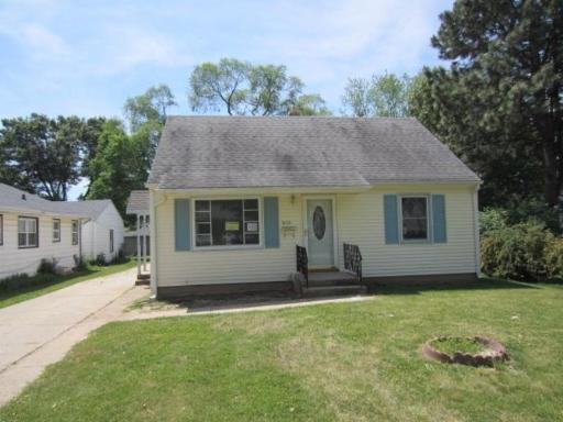 1608 Paradise Blvd., Rockford, IL 61103