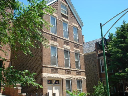 2318 W Palmer St., Chicago, IL 60647
