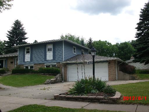 6636 Briargate Dr., Downers Grove, IL 60516