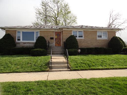 427 Marquette Ave., Calumet City, IL 60409