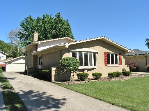 511 Beach Ave., La Grange Park, IL 60526