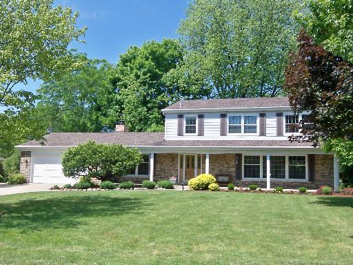 170 Fox Hunt Tr., Barrington, IL 60010