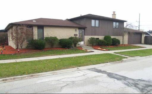 372 Muskegon Ave., Calumet City, IL 60409