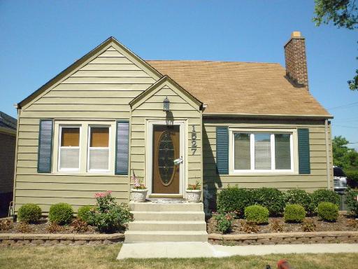 1527 Burry St., Joliet, IL 60435