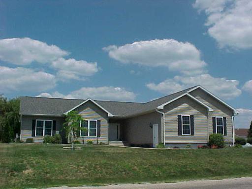 500 Farmer Dr., Annawan, IL 61234