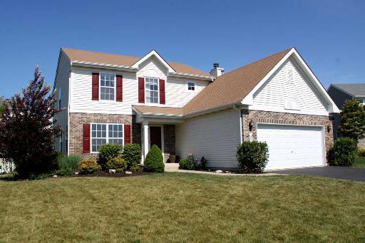 8 Winding Canyon Ct., Algonquin, IL 60102