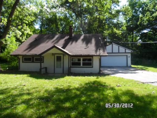 10005 Queen Oaks Dr., Machesney Park, IL 61115
