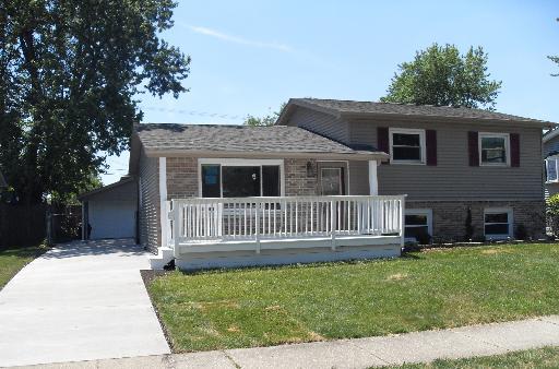 5633 Albert Dr., Oak Forest, IL 60452