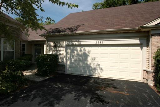 2282 Meadowcroft Ln., Grayslake, IL 60030