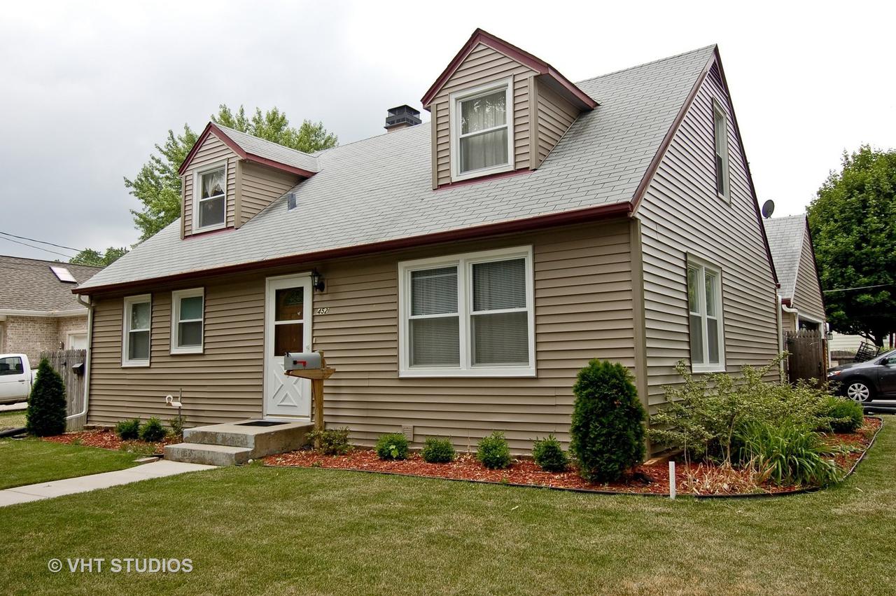 452 Gertrude St., Elgin, IL 60123