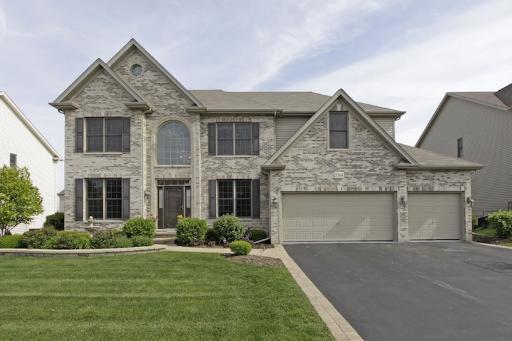 204 Melody Dr., Bartlett, IL 60103