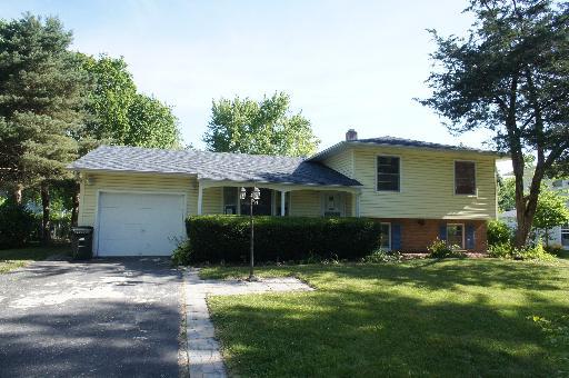 30w306 Claymore Ln., Naperville, IL 60563