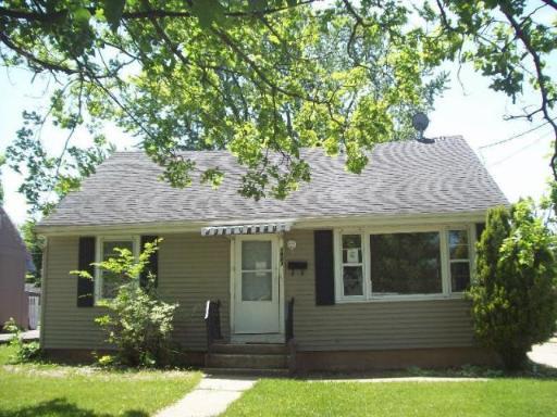 3823 16th Ave., Rockford, IL 61108