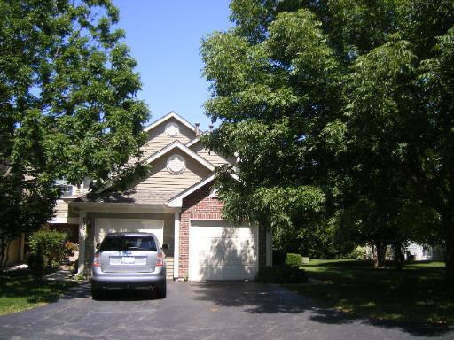 638 Cobblestone Ct. #1, Elgin, IL 60120