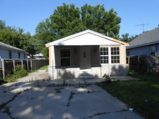 706 Cayuga St., Joliet, IL 60432