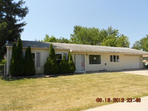 25 Belmont Dr., Romeoville, IL 60446