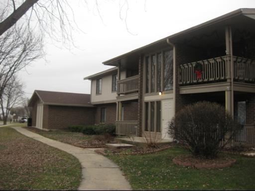 605 Garden Cir. #5, Streamwood, IL 60107