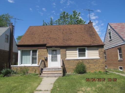 1492 Wentworth Ave., Calumet City, IL 60409