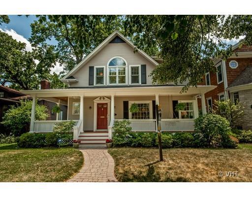 1015 Oakwood Ave., Wilmette, IL 60091
