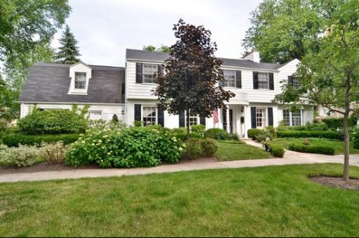 2041 Kenilworth Ave., Wilmette, IL 60091