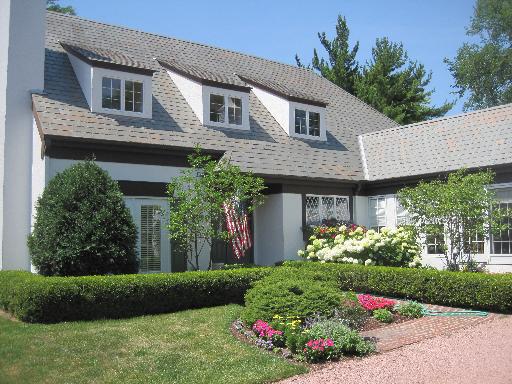 104 Burr Ridge Club Dr., Burr Ridge, IL 60527
