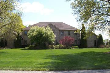 117 Country Rd., Yorkville, IL 60560