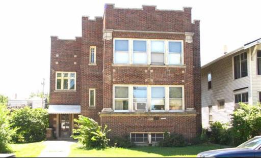 2119 W Touhy Ave., Chicago, IL 60645