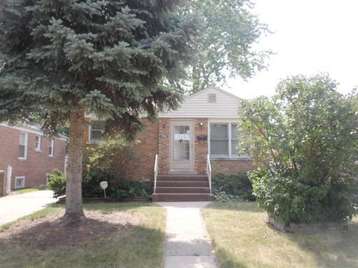 232 Linden Ave., Bellwood, IL 60104