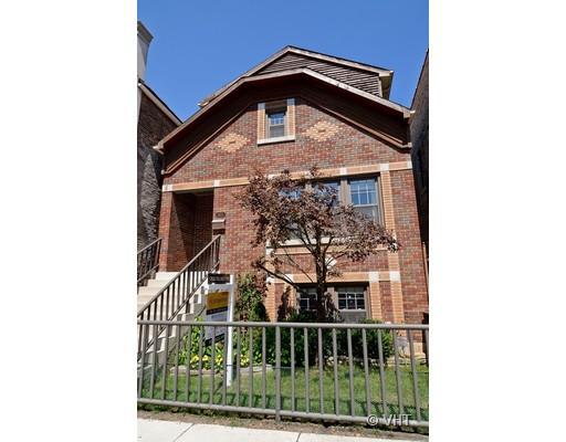 2120 W Race Ave., Chicago, IL 60612