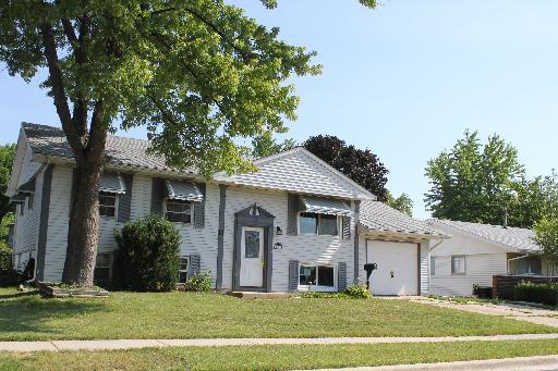 20 Beacon Ave., Romeoville, IL 60446