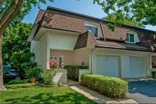 207 Pin Oak Dr., Wilmette, IL 60091