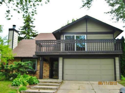 1324 Arlington Cir., Hanover Park, IL 60133