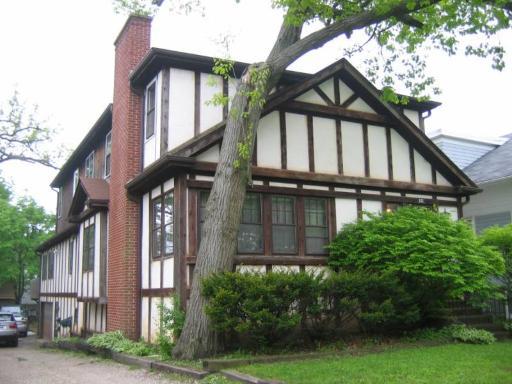 632 Glenview Ave., Highland Park, IL 60035