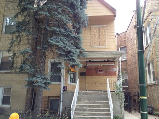 3657 W Belle Plaine Ave., Chicago, IL 60618