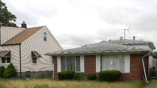 394 Greenbay Ave., Calumet City, IL 60409
