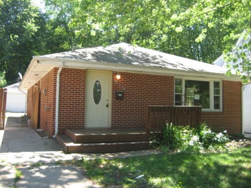 919 N Chicago Ave., Rockford, IL 61107