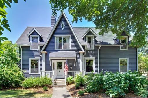 600 Hickory Rd., Glen Ellyn, IL 60137