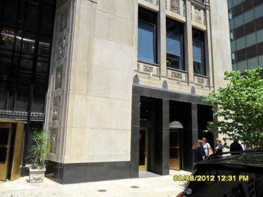 182 W Lake St. #301, Chicago, IL 60601