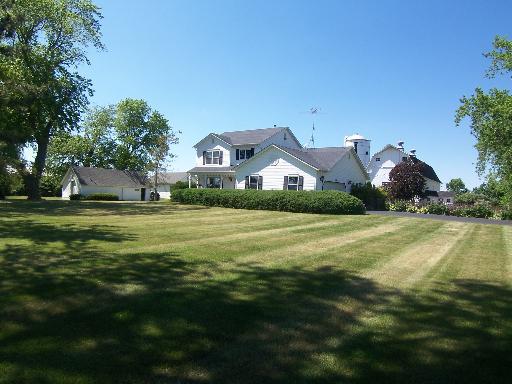9316 Route 173 Rd., Hebron, IL 60034