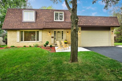 18W050 Rodgers Ct., Darien, IL 60561