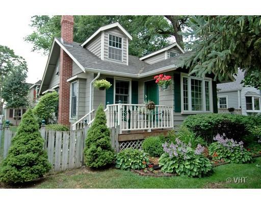 767 North Shore Dr., Crystal Lake, IL 60014