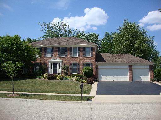 2 Hartford Ct., Algonquin, IL 60102