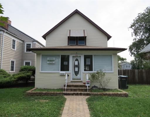155 Oak Ridge Ave., Hillside, IL 60162