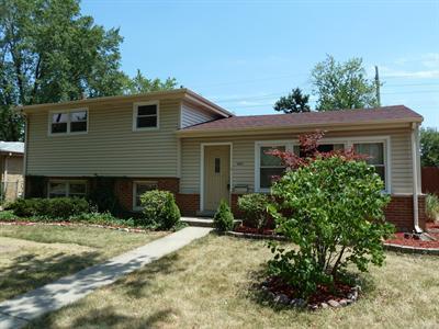 1451 Danbury Ln., Des Plaines, IL 60018
