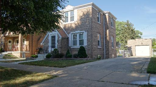 5315 S New England, Chicago, IL 60638