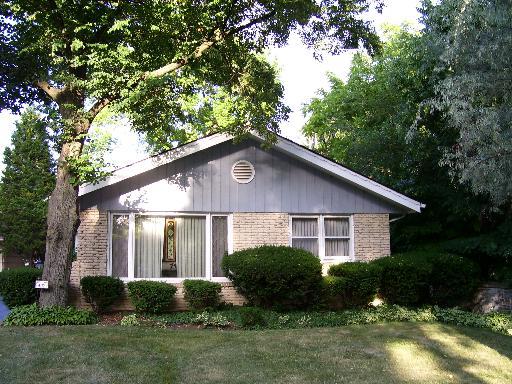 4117 N Main St., Downers Grove, IL 60515