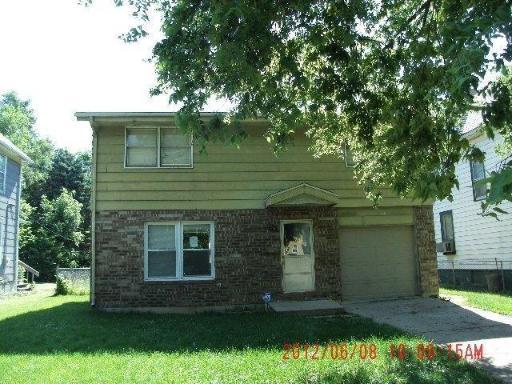 715 Woodlawn Ave., Rockford, IL 61103