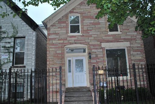2615 W Thomas St., Chicago, IL 60622