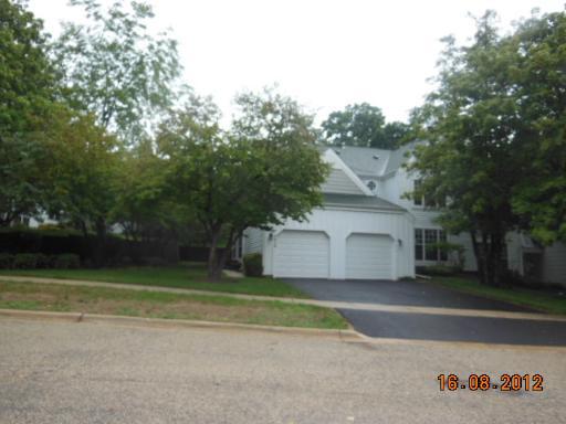 412 Edgewater Ln., Wauconda, IL 60084